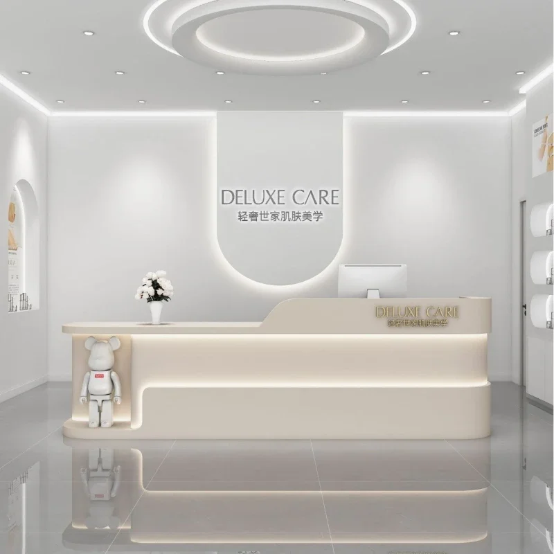 # Modern Makyaj Masası Güzelli - Beauty Makeup Institute incelemesi ve fiyatı